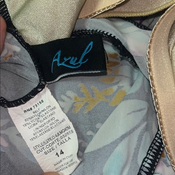 Maxine Of Hollywood Floral Tummy Support One Piece Swimsuit Dress Romper - Picture 4 of 11